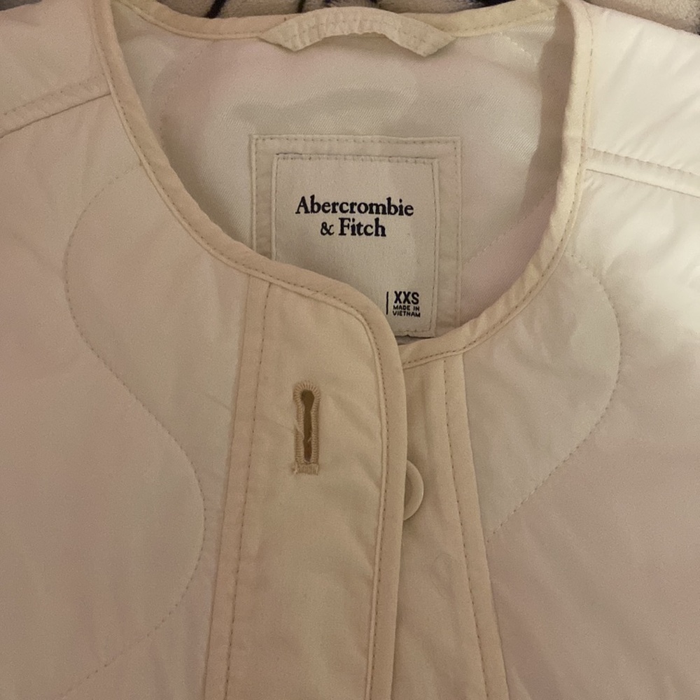 Abercrombie jacket - Picture 3 of 8